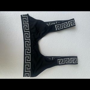 PrettyLittleThing Bikini top